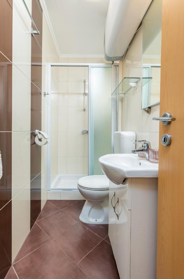 Ana Apartment *