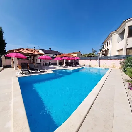 Vila Ana Fažana Exterior foto